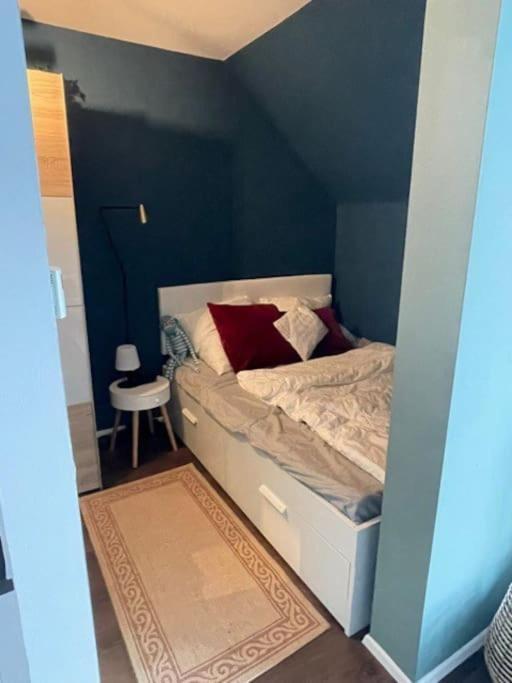 Appartement Feucht -Bhf 5 Min - Naehe Messe ภายนอก รูปภาพ