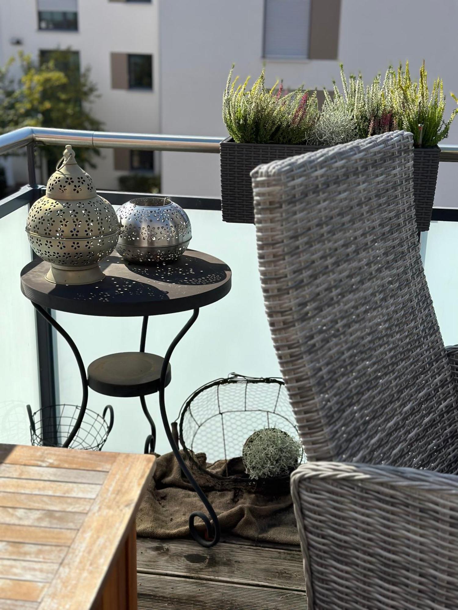 Appartement Feucht -Bhf 5 Min - Naehe Messe ภายนอก รูปภาพ